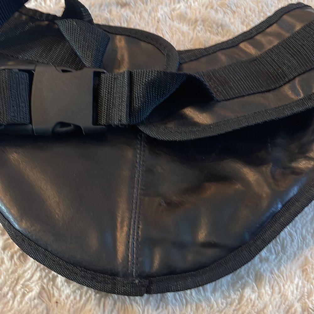 Vintage leather Wilson waist bag - Picture 11 of 12